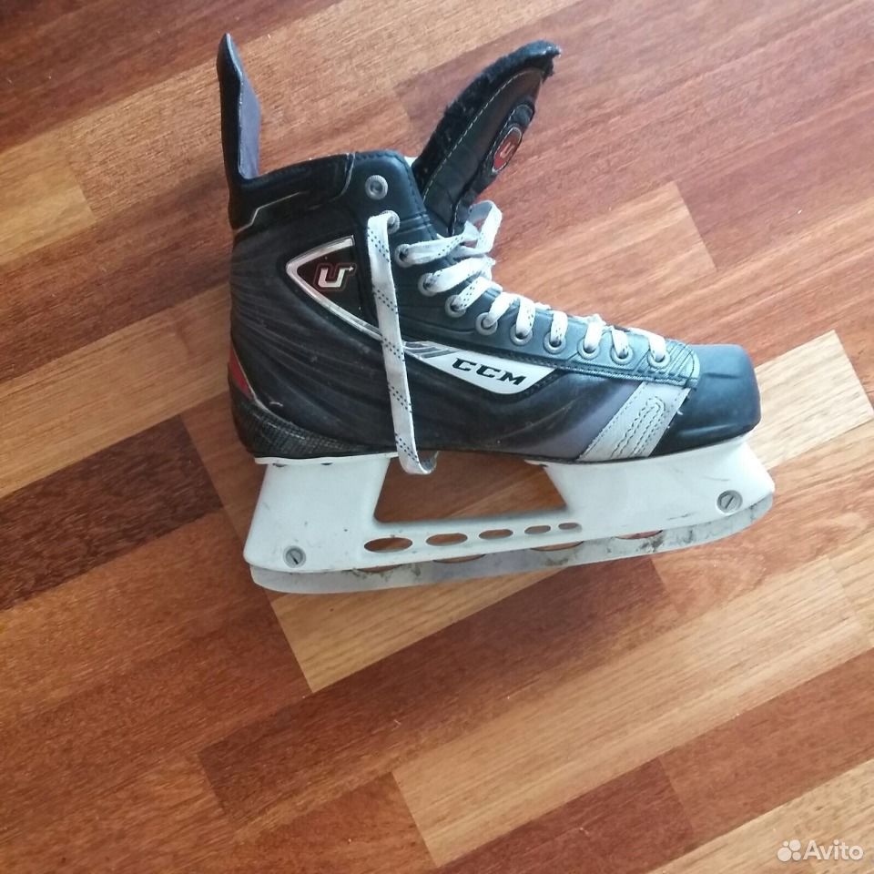 Перчатки Bauer и коньки CCM