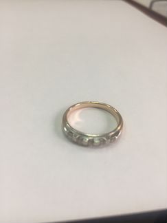 Шикарное кольцо с брюликами 16 размер