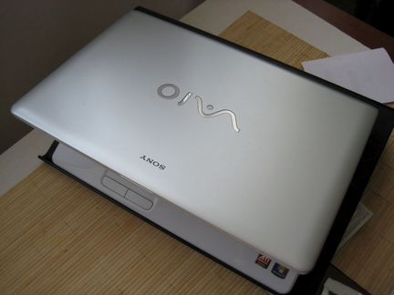 Ноутбук Sony Vaio Core i3