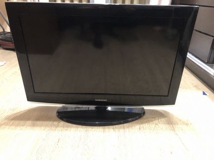 Телевизор SAMSUNG 32 дюйма (81 см)