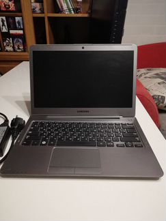 Ноутбук SAMSUNG NP-530U3B-A04RU