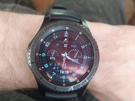 Smart watch SAMSUNG gear 3 frontier