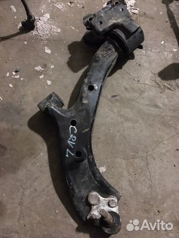 Рычаг передний левый нижний Honda CR-V 3