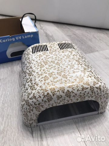 Лампа для сушки ногтей