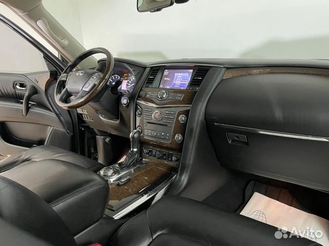 Infiniti QX56 `2011