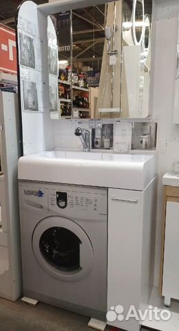 Раковина над стиральной машиной с комодом