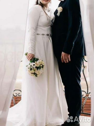 Свадебное атласное белое платье 48-50