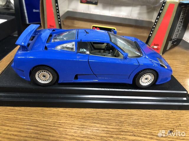 Модель aвто 1:24 bugatti 11 burago