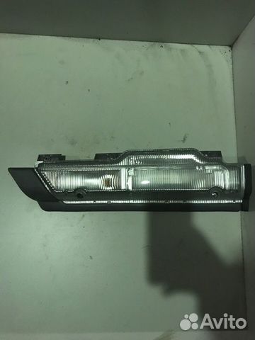 Повторитель поворота в дверь правый Mitsubishi