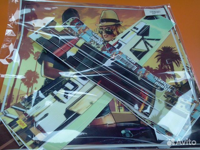 Виниловые наклейки на PlayStation 4 PRO и Slim