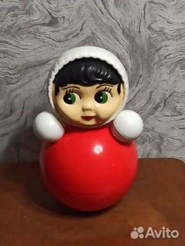 Неваляшка большая