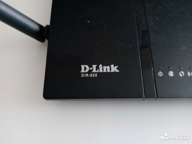 Роутер d-link dir-825