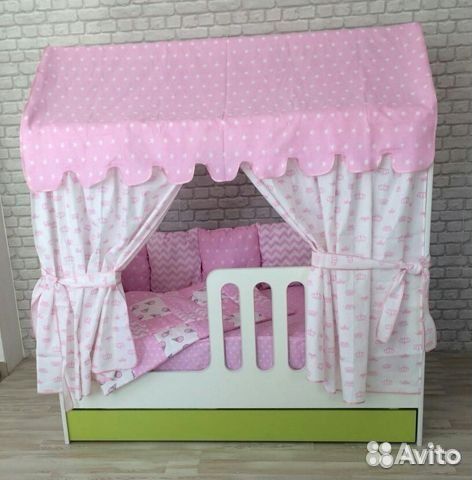 Детские кровати Домик. В наличии