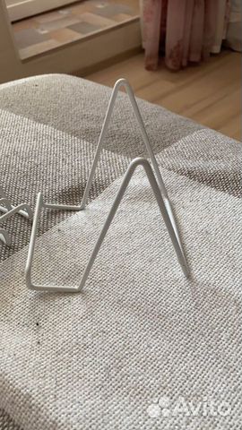 Подставка металлическая белая икея фото/ планшет