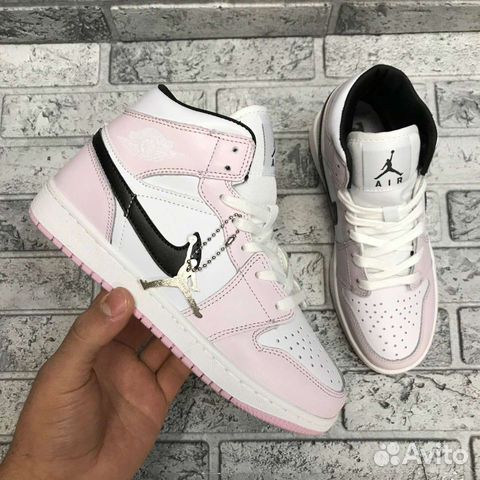 Кроссовки nike Air jordan 1