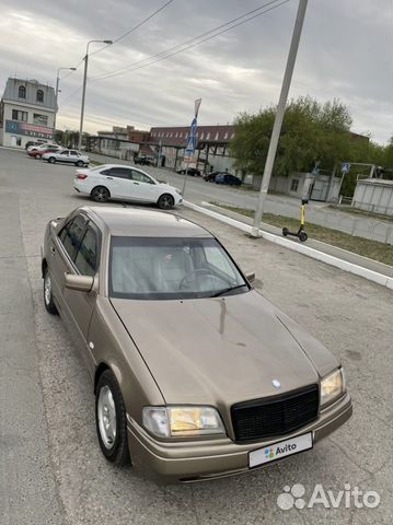 Mercedes-Benz C-класс 1.8 МТ, 1997, 100 000 км