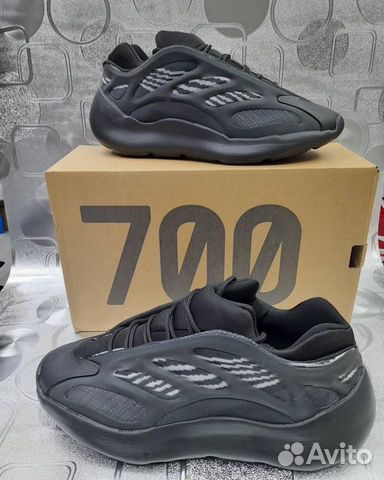 Кроссовки adidas yeezy boost 700