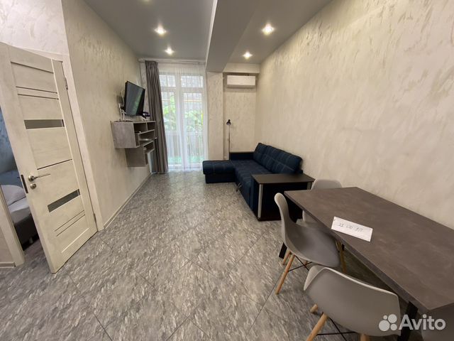 

1-к. квартира, 40 м², 1/4 эт.
