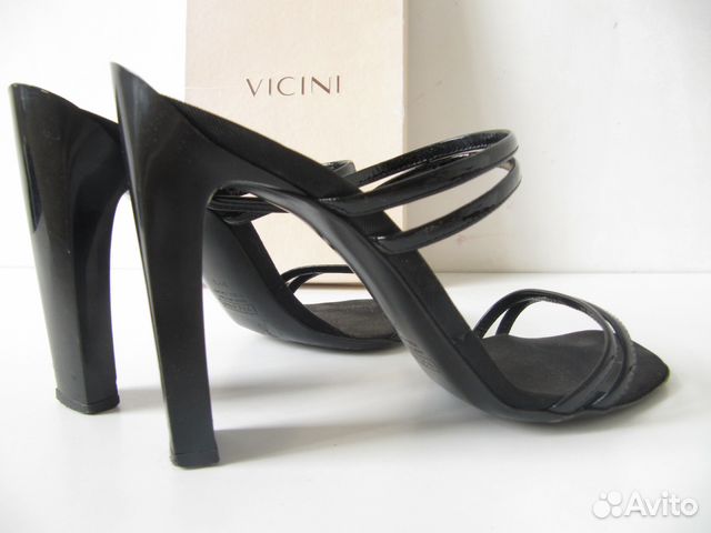 Vicini босоножки оригинал Италия, черные лак, р.40