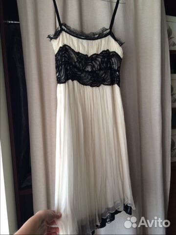 Вечернее платье с кружевом