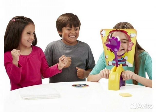 Игра Пирог в лицо Игра Пирог в лицо