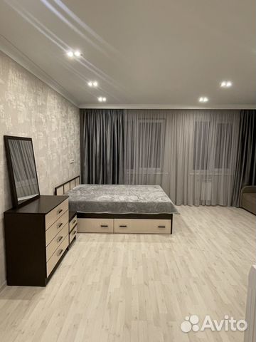 

Квартира-студия, 42 м², 8/10 эт.
