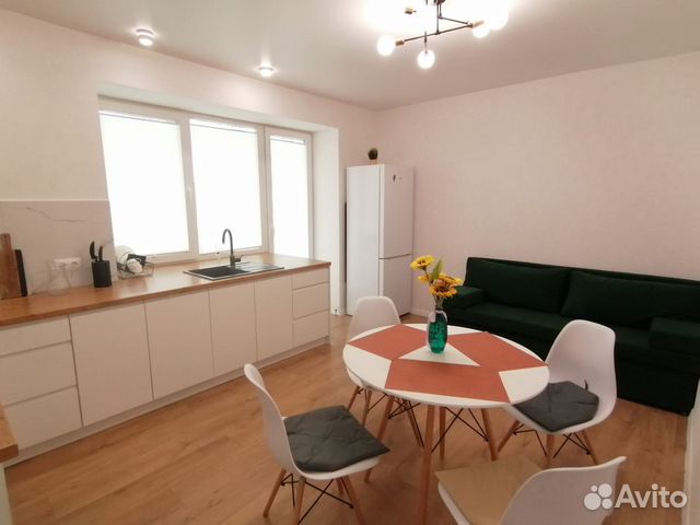 

2-к. квартира, 60 м², 1/10 эт.