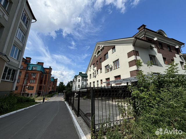 

1-к. квартира, 48 м², 1/3 эт.