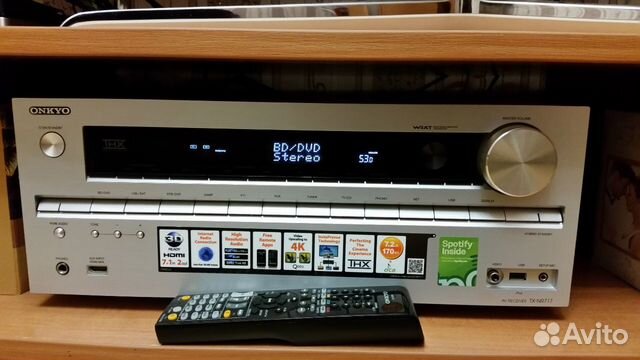 Продам ресивер Onkyo NR 717 серебряный