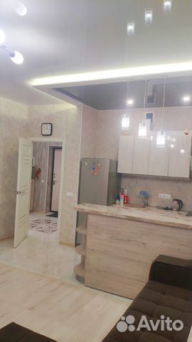 

1-к. квартира, 52 м², 2/18 эт.