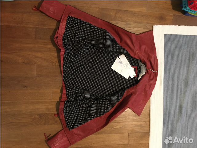 Кожаная куртка (новая) рS (36) Кожаная куртка (новая) рS (36)