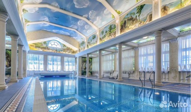 

10-к. и более коттедж, 1352 м²