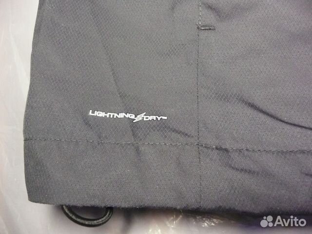 Ветровка new balance Ветровка new balance