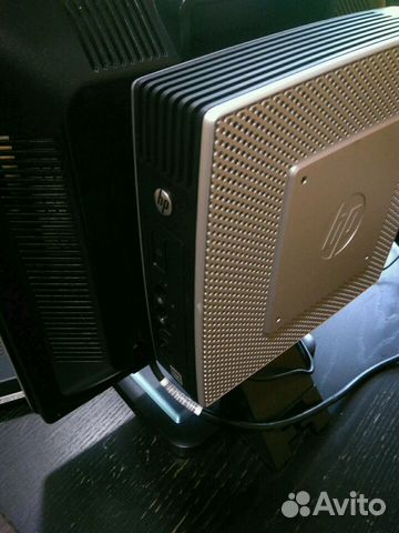 Маленький тонкий клиент HP Thin Client t5570 Маленький тонкий клиент HP Thin Client t5570
