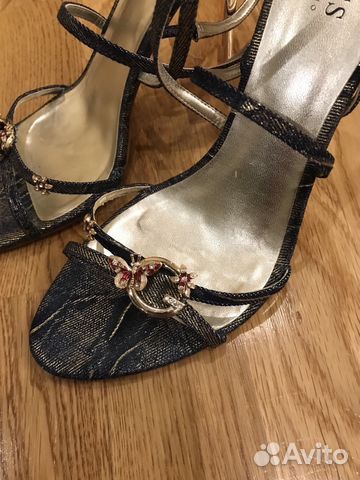 Босоножки Guess 39 размер