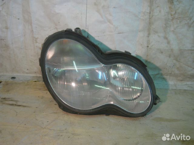 Фара передняя для Mercedes Benz W203 2000-2006 Фара передняя для Mercedes Benz W203 2000-2006