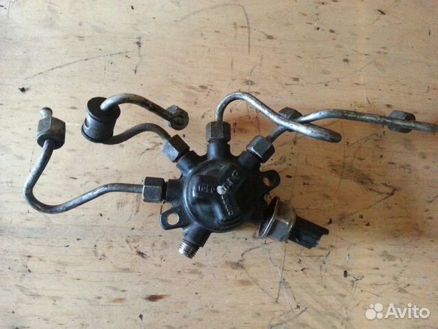 Топливная рампа Ford Focus 2 kkda 1.8tdci