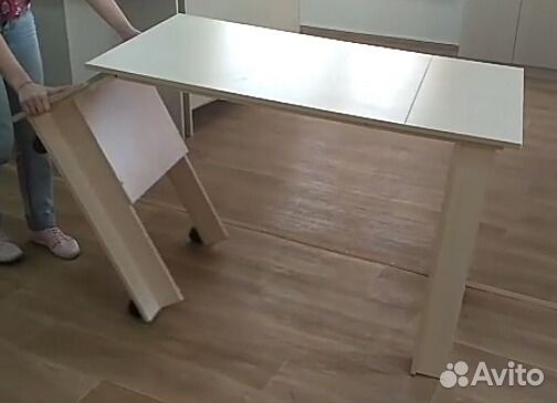 Стол трансфромер,оригами в наличии Стол трансфромер,оригами в наличии