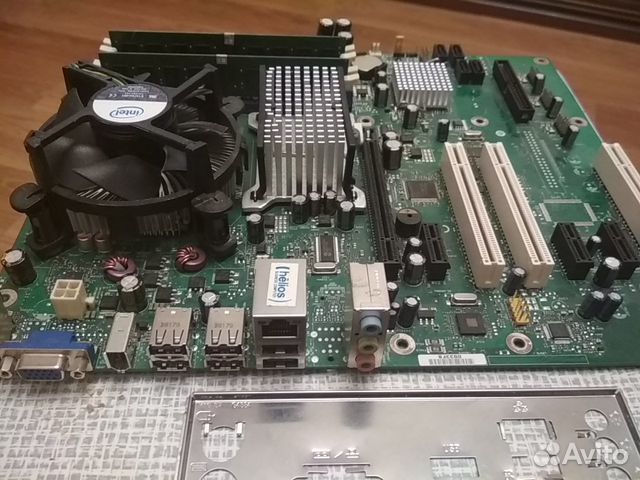 Supermicro x8sil-f.