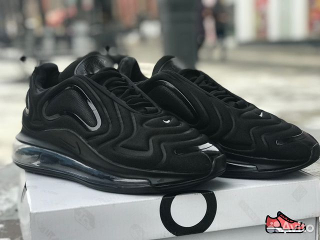 nike max 720 black