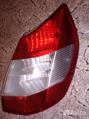Задний правый фонарь Рено Сценик Задний правый фонарь Рено Сценик