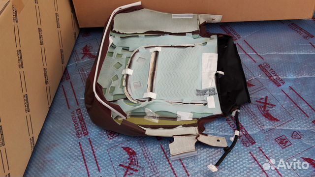 Обивка сиденья Toyota Land Cruiser 200 L