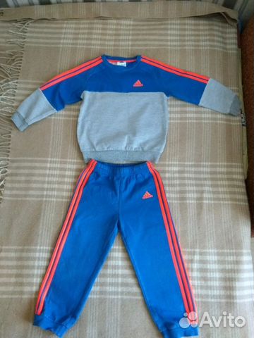 Спортивный костюм Adidas на 2-3 года Спортивный костюм Adidas на 2-3 года