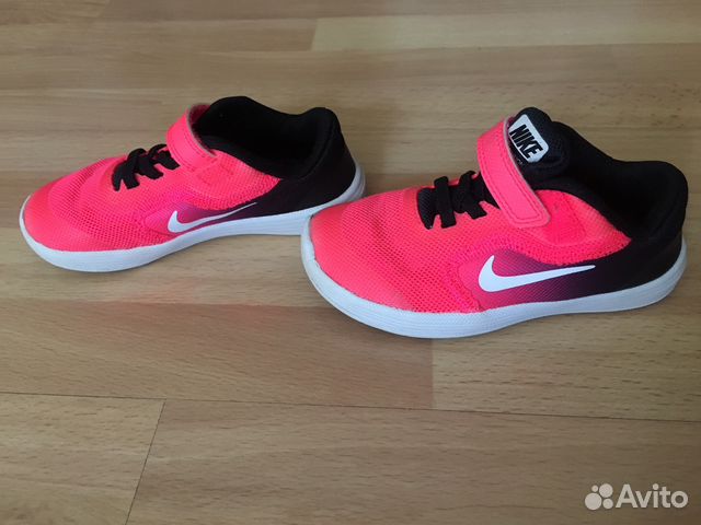Кроссовки Nike