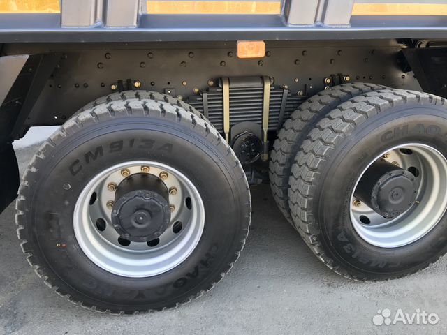 Самосвал FAW CA3310 8x4