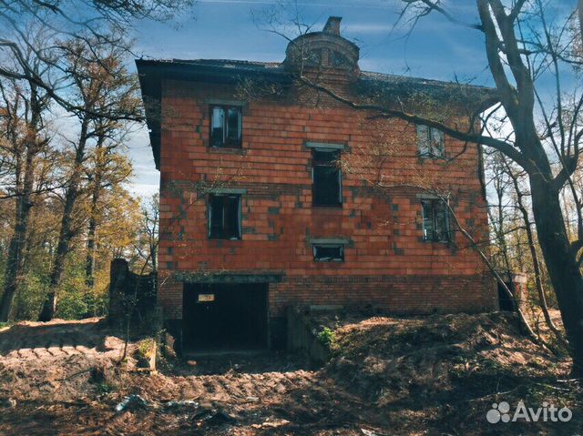 Дом 501.1 м² на участке 9 сот.