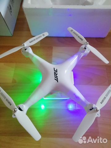 Квадрокоптер jjrc H68