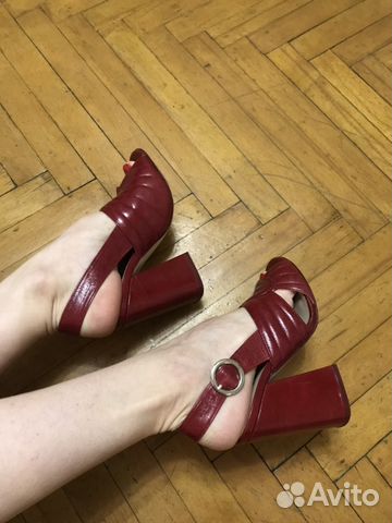 Босоножки Zara