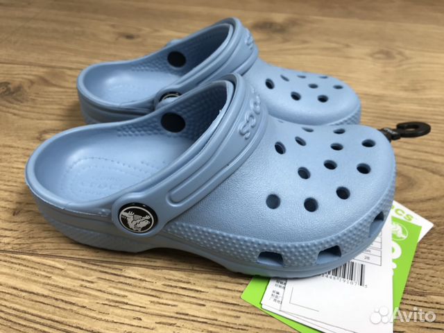 crocs classic blue