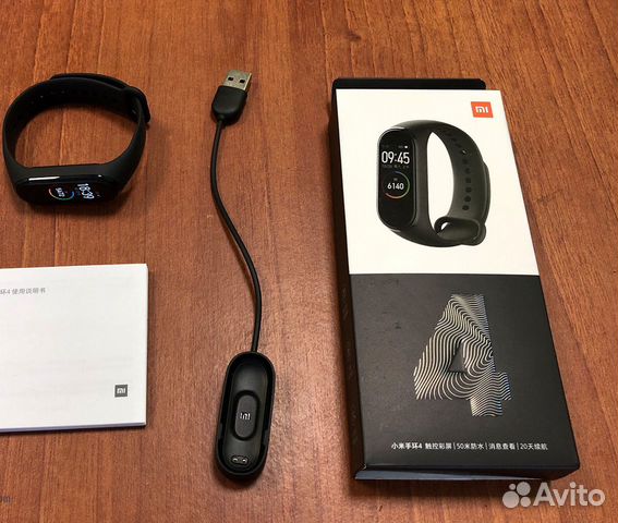 Фитнес браслет Xiaomi Mi band 4